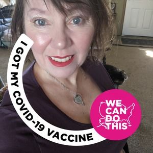 Meet your Posher, Rebecca